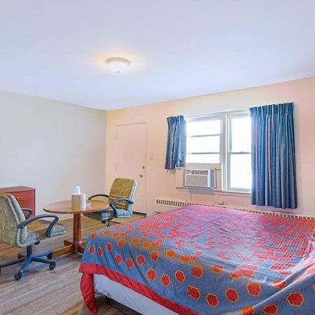 Hillside Manor Motel Екстер'єр фото