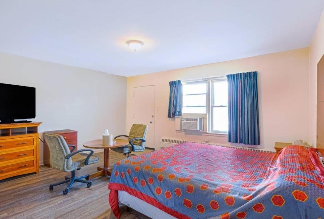 Hillside Manor Motel Екстер'єр фото