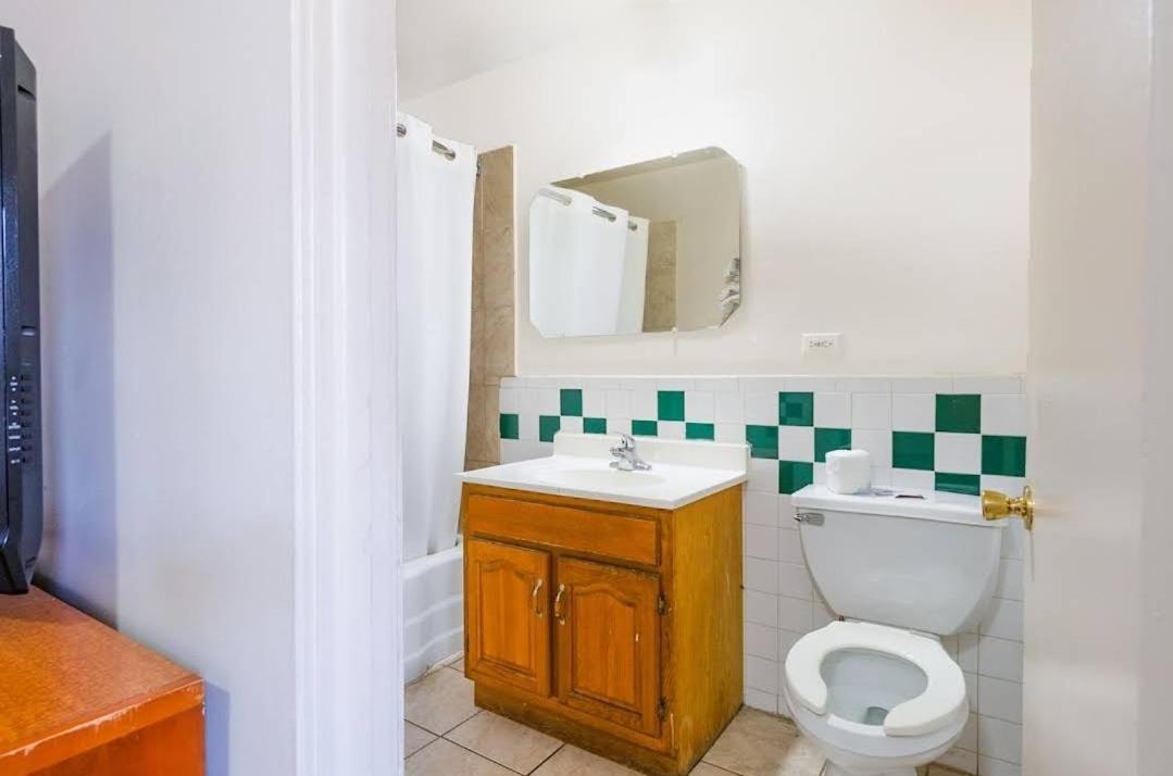 Hillside Manor Motel Екстер'єр фото